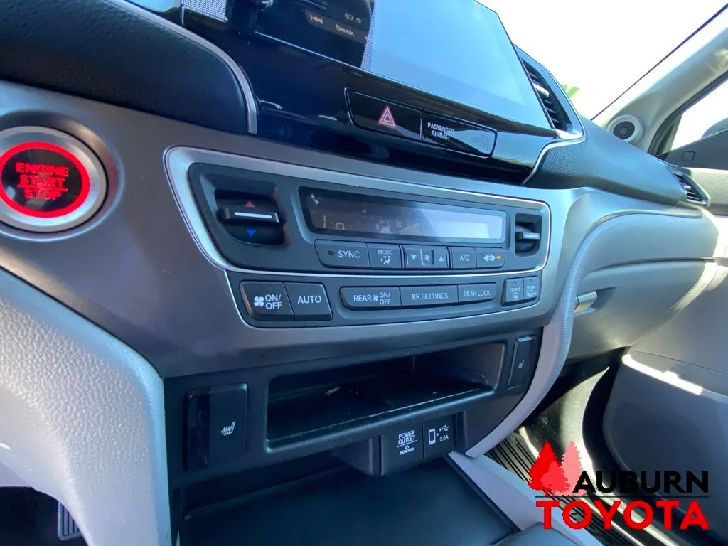 Used 2019 Modern Steel Metallic Honda EX image 44