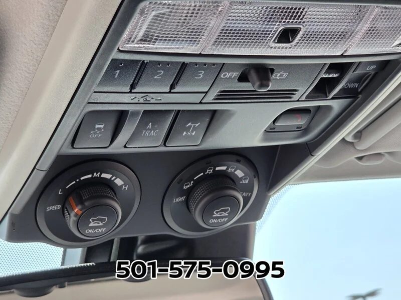 Used 2021 Midnight Black Metallic TOYOTA VENTURE 4WD image 29