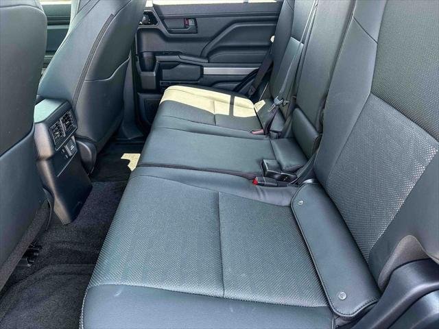 Certified Used 2026  Toyota TRD Off-Road Premium image 77