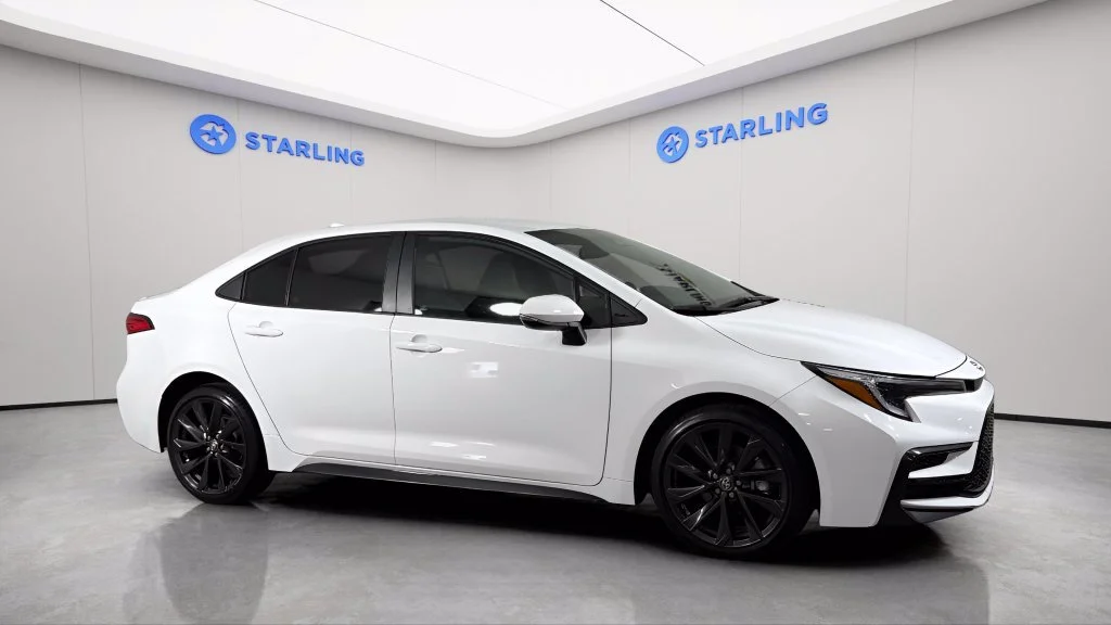 2023 Toyota Corolla SE - Photo 13