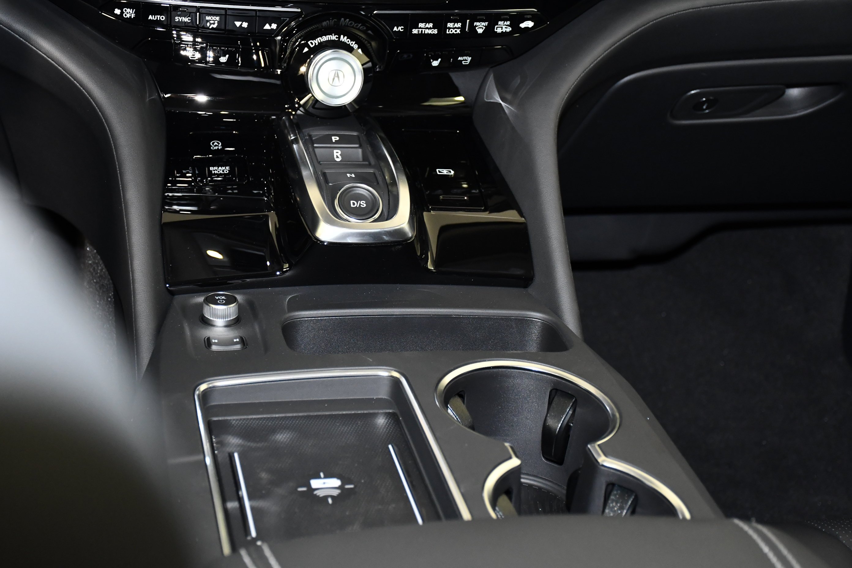 New 2026 Majestic Black Pearl Acura w/Technology Package image 12