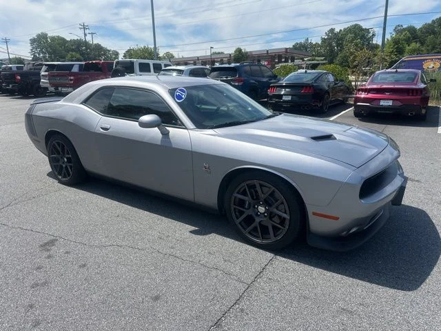 2016 Dodge Challenger R/T Scat Pack