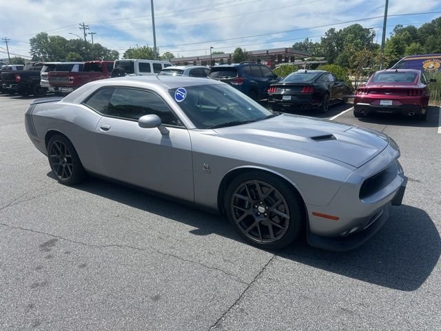 2016 Dodge Challenger R/T Scat Pack