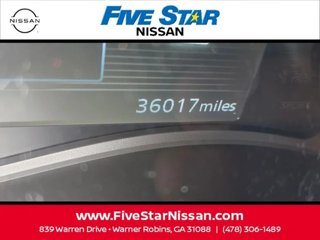 Used 2023 Red Nissan SR image 27