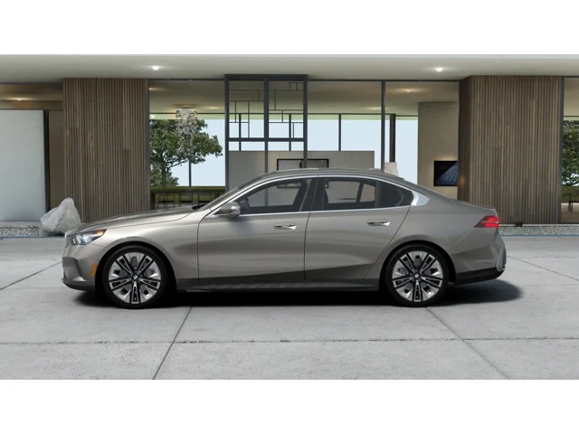New 2026 Oxide Grey Metallic BMW 530i xDrive image 4