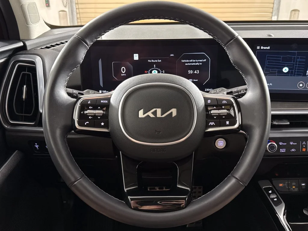 2025 Kia Sorento X-Line SX - Photo 14
