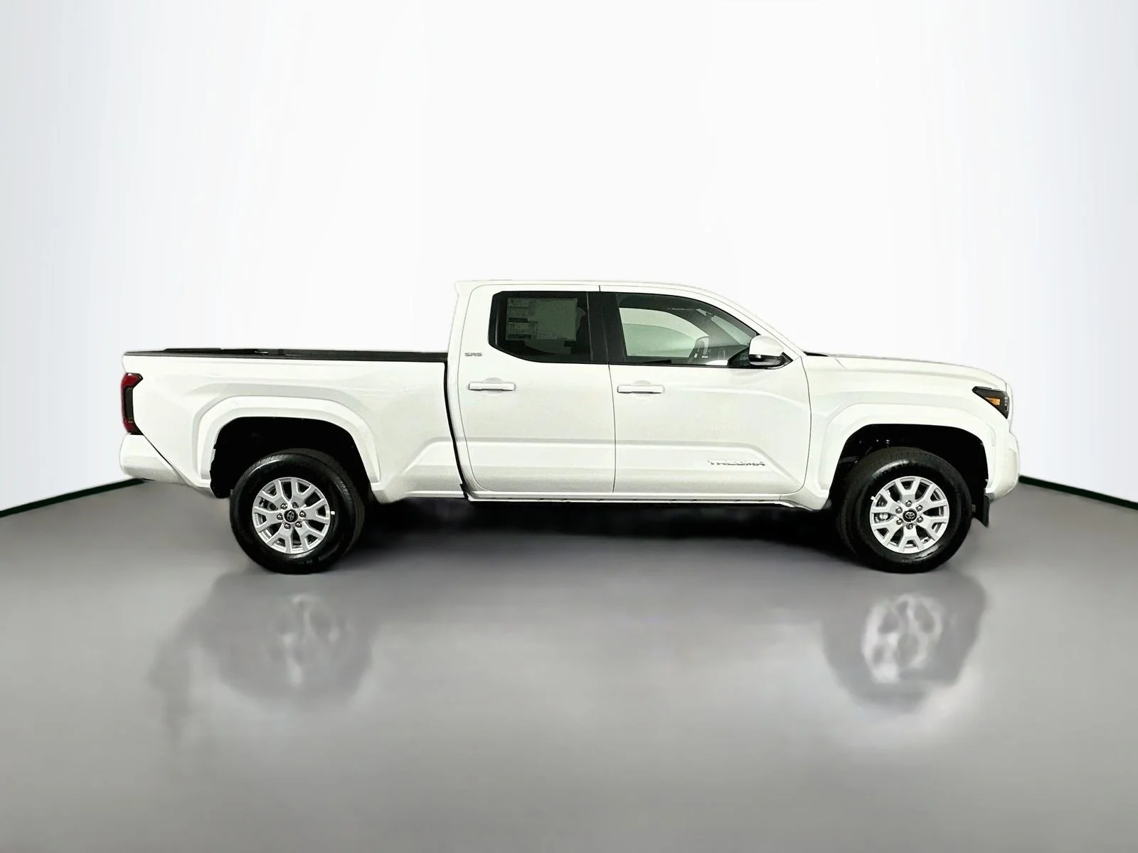New 2026 Ice Cap Toyota  SR5 image 8