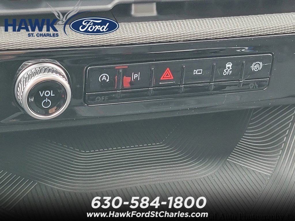 New 2026 Carbonized Gray Metallic Ford ST-Line image 17