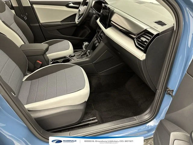 Used 2025 Blue Volkswagen 1.5T S image 23