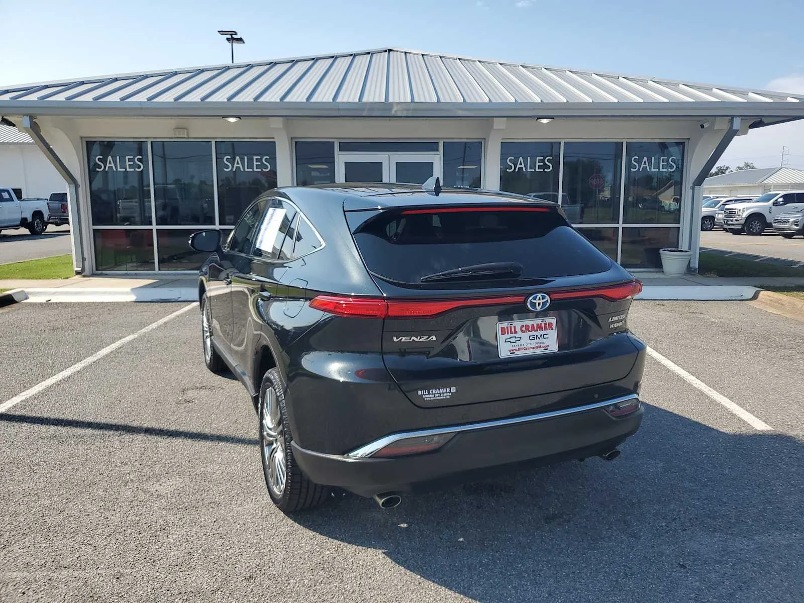 Used 2022 Black Toyota LE image 3