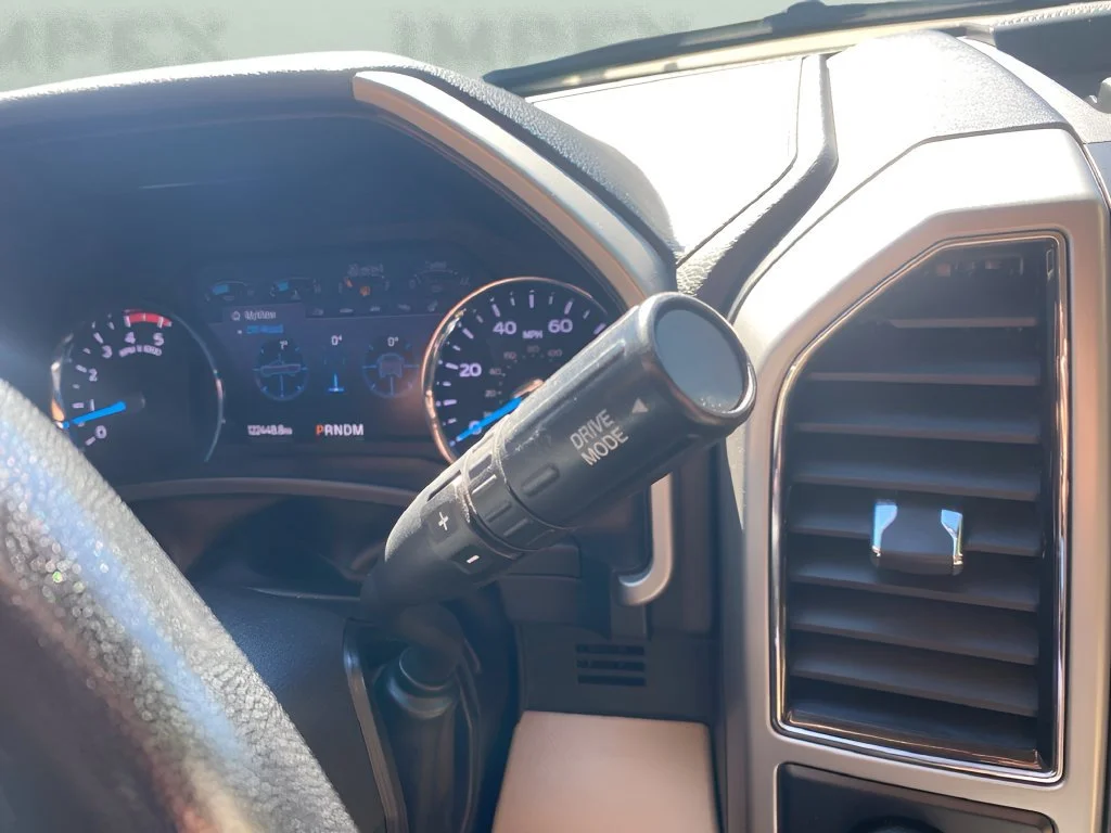 Used 2021 White Ford XL image 19
