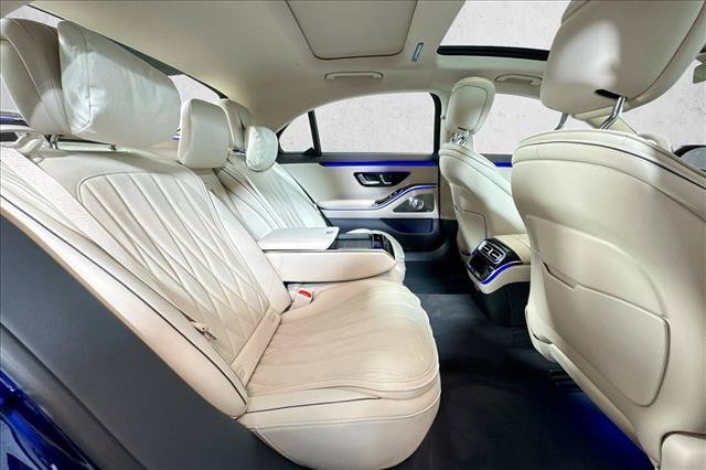 New 2026 MANUFAKTUR Signature Mystic Blue Metallic Mercedes-Benz AMG® S 63 E image 53