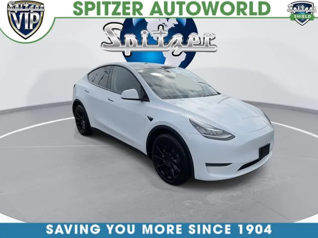 Used 2023 White Tesla Long Range image 2