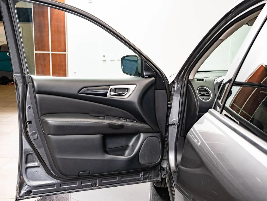 Used 2020 Gun Metallic Nissan SV image 26