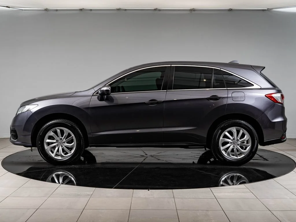 Used 2017 Modern Steel Metallic Acura w/Technology Pkg image 5