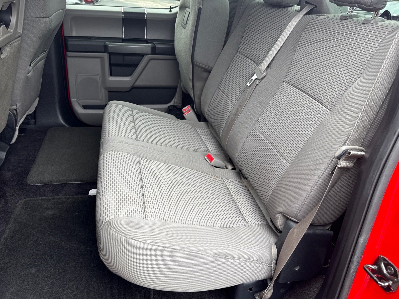 Used 2016 Red Ford  image 12