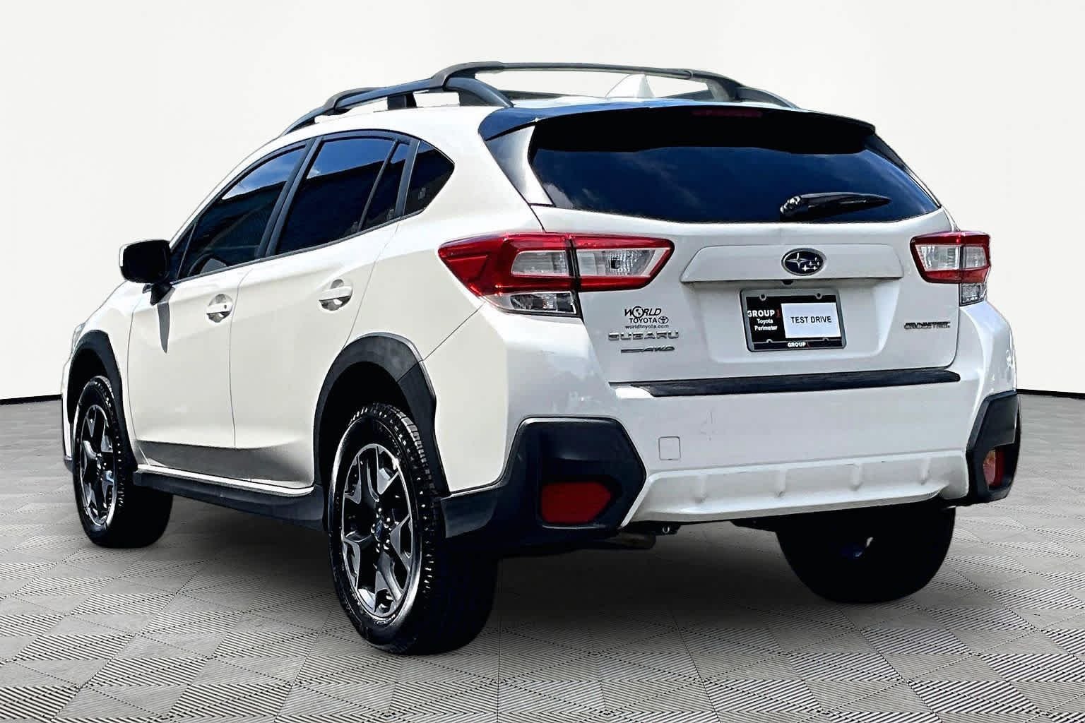 Used 2019 Crystal White Pearl Subaru Premium image 12
