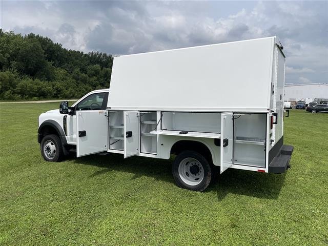 New 2026 Oxford White Ford F-450® XL image 26