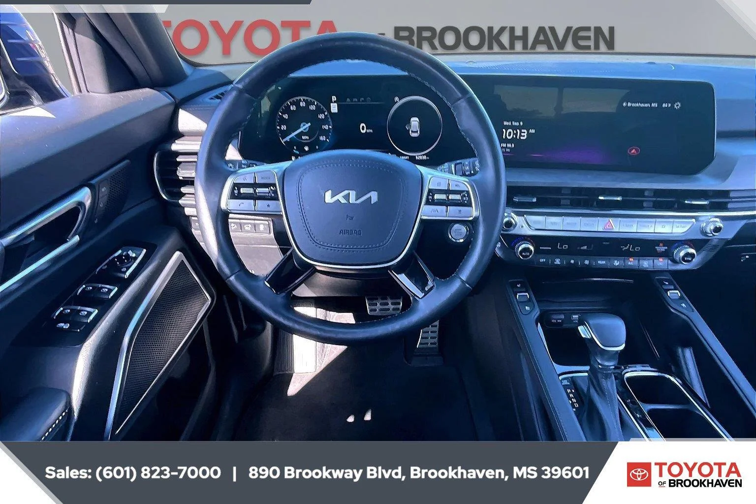 Used 2024 Midnight Lake Blue Kia SX X-Line image 5