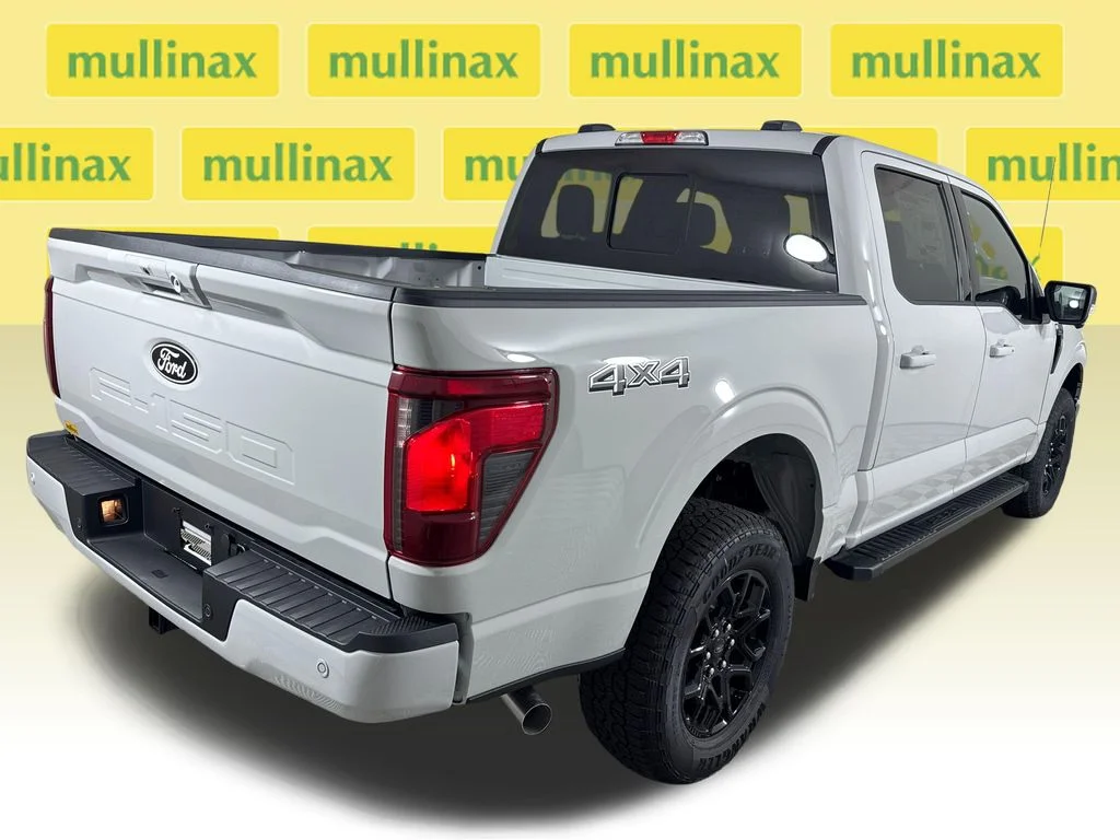 New 2026 White Ford XLT image 16