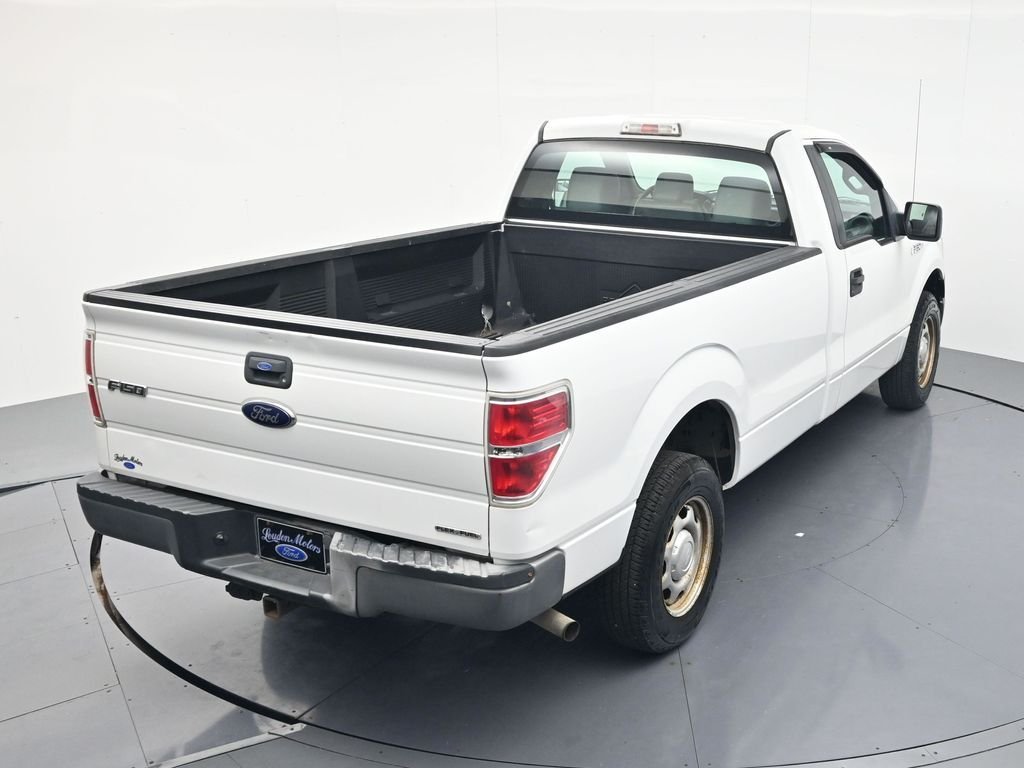 Used 2013 Oxford White Ford XL image 29