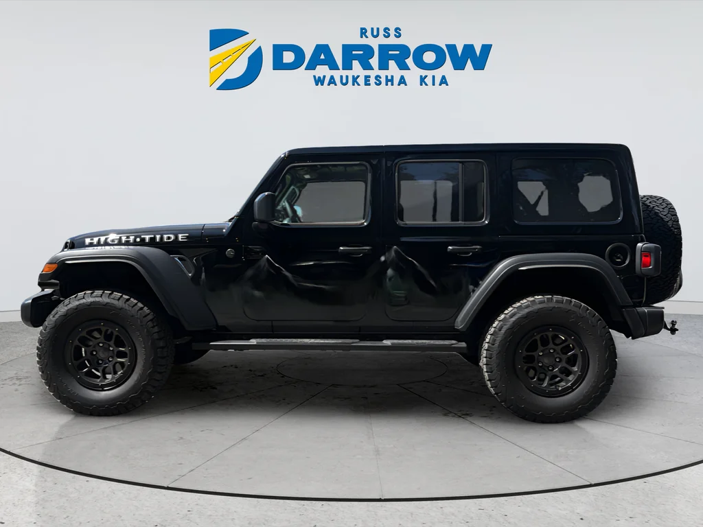 Used 2023 Black Jeep High Tide image 2