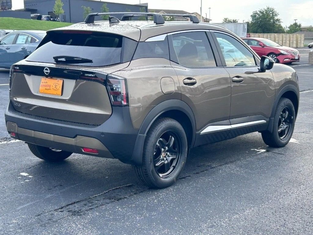 Used 2026 Brown Nissan SV image 3