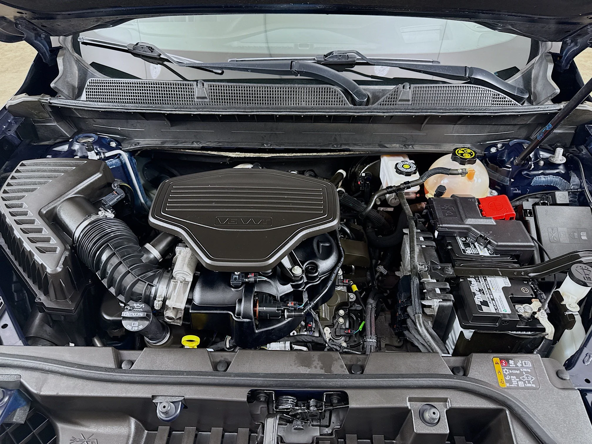 Used 2022 Midnight Blue Metallic GMC AT4 image 33