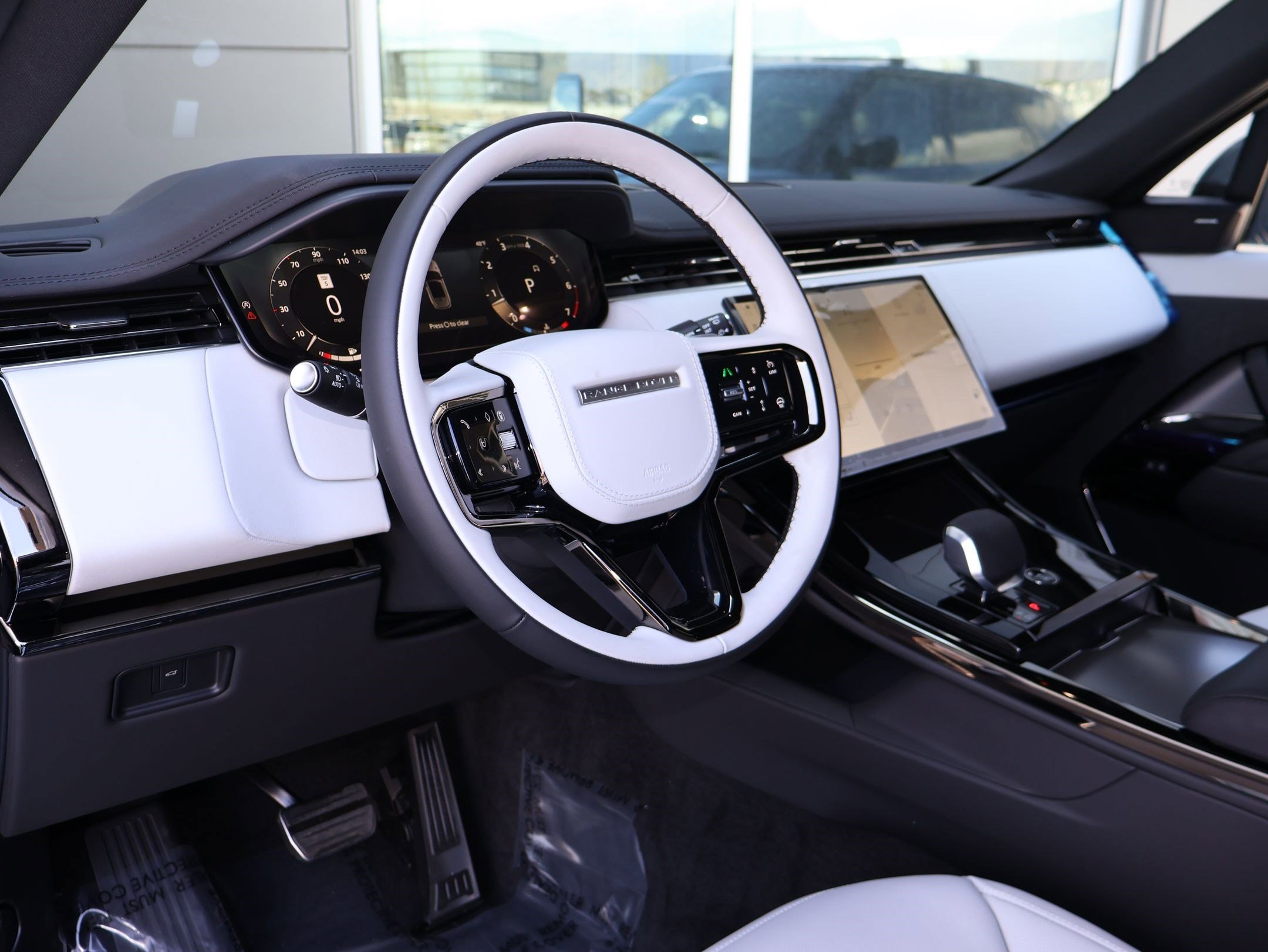 New 2026 Varesine Blue LAND ROVER P400 Dynamic SE image 10