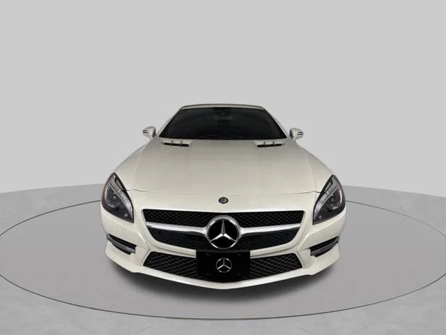 Used 2015 White Mercedes-Benz SL 400 Roadster image 3