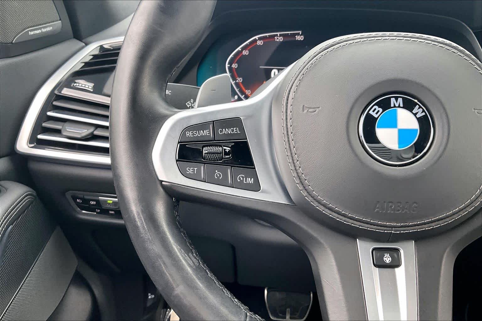Used 2021 Carbon Black Metallic BMW xDrive40i image 23