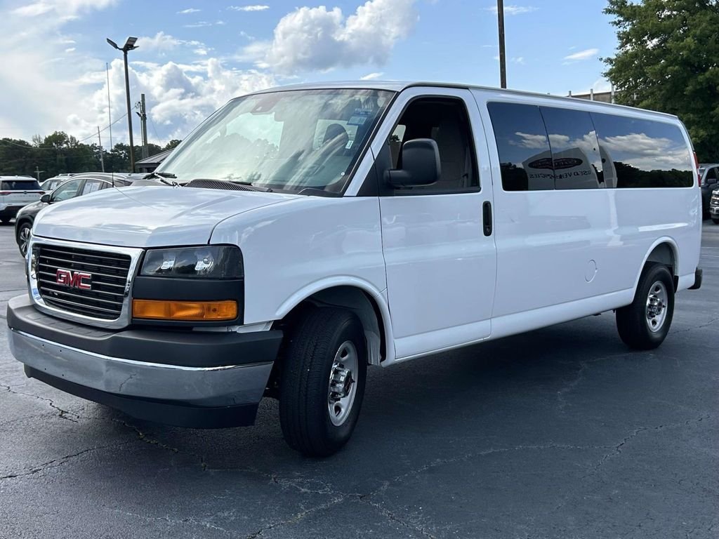 2026 GMC Savana Passenger LT - Photo 7