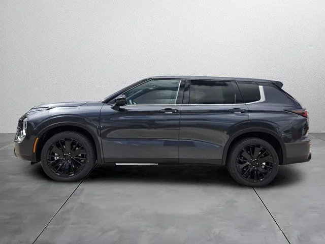 New 2026 Gray Mitsubishi LE 1.5T 2WD image 3