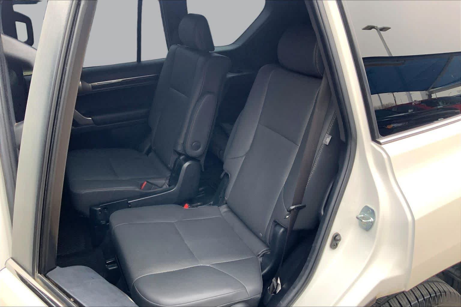 Used 2021 Starfire Pearl Lexus Premium image 20