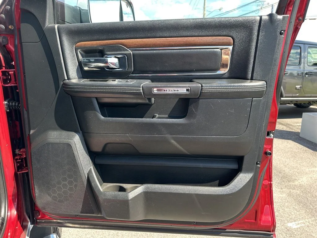 Used 2014 Red Ram Laramie image 21
