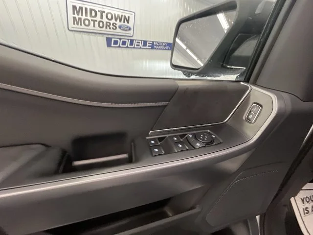 New 2026 Oxford White Ford XLT image 13