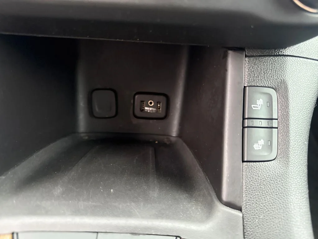 Used 2018 Blue GMC SLE-2 image 23