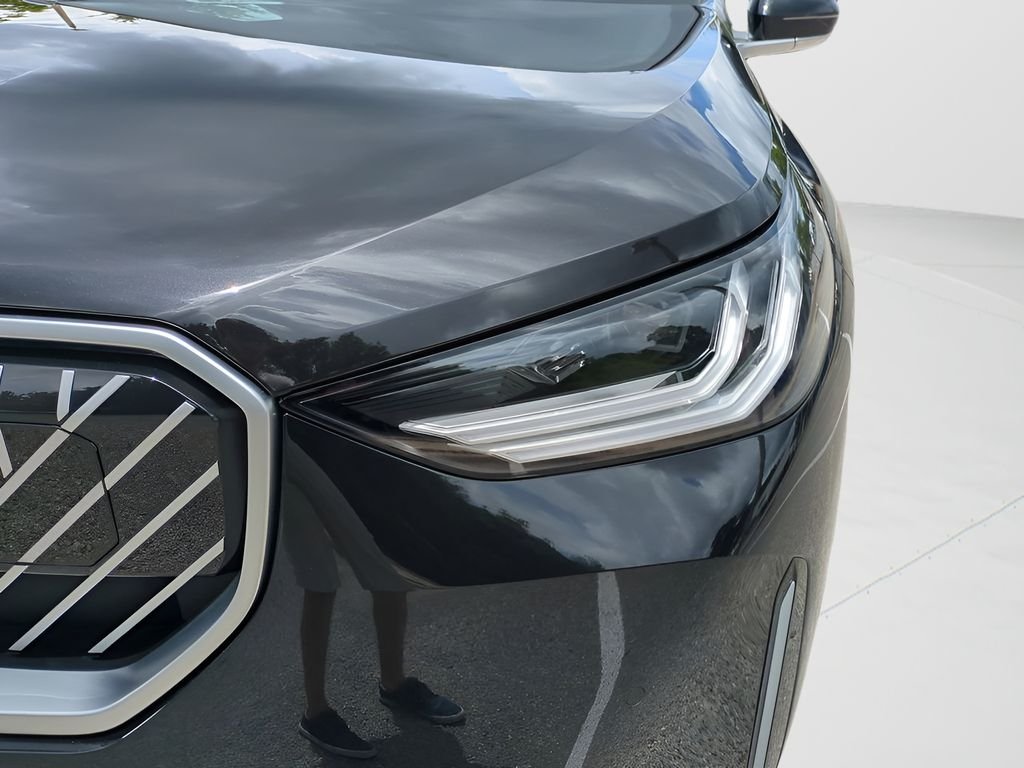 New 2025 Black Sapphire Metallic BMW 30 xDrive image 10