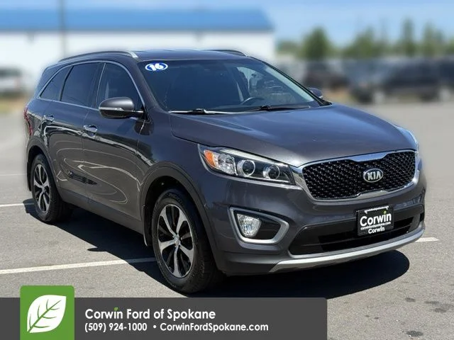 Used 2016 Platinum Graphite Kia EX image 1