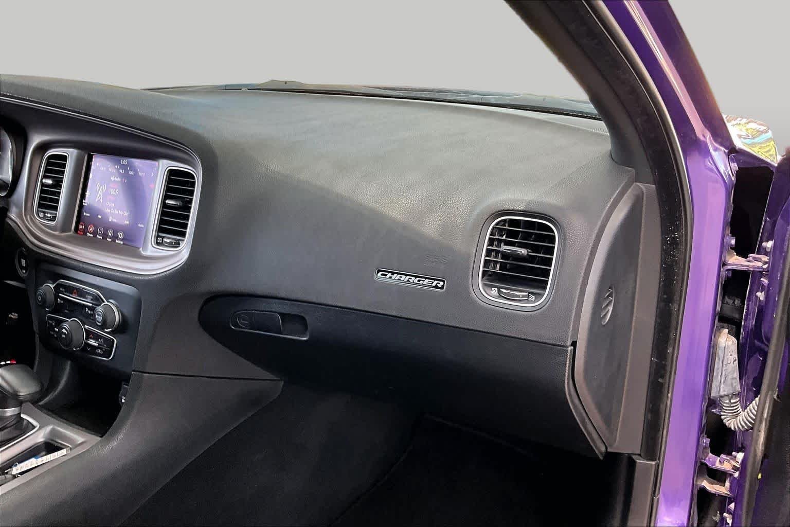 Used 2023 Plum Crazy Pearlcoat Dodge SXT image 18
