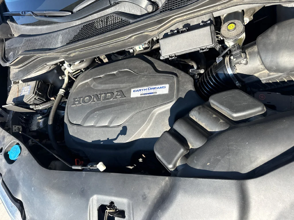 Used 2018 Lunar Silver Metallic Honda RTL-T image 35