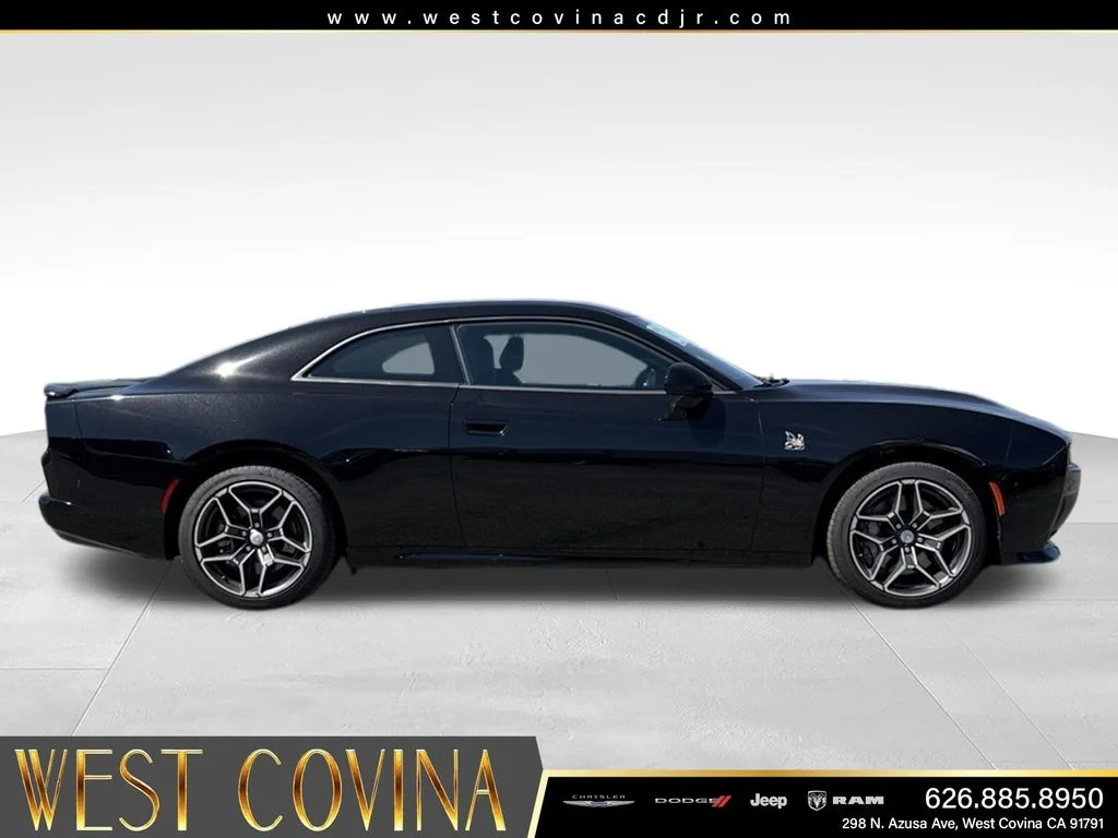 New 2026 Diamond Black Crystal Pearlcoat Dodge Scat Pack image 6