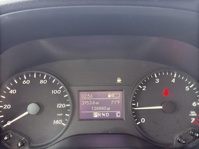 Used 2018 White Mercedes-Benz Worker image 10