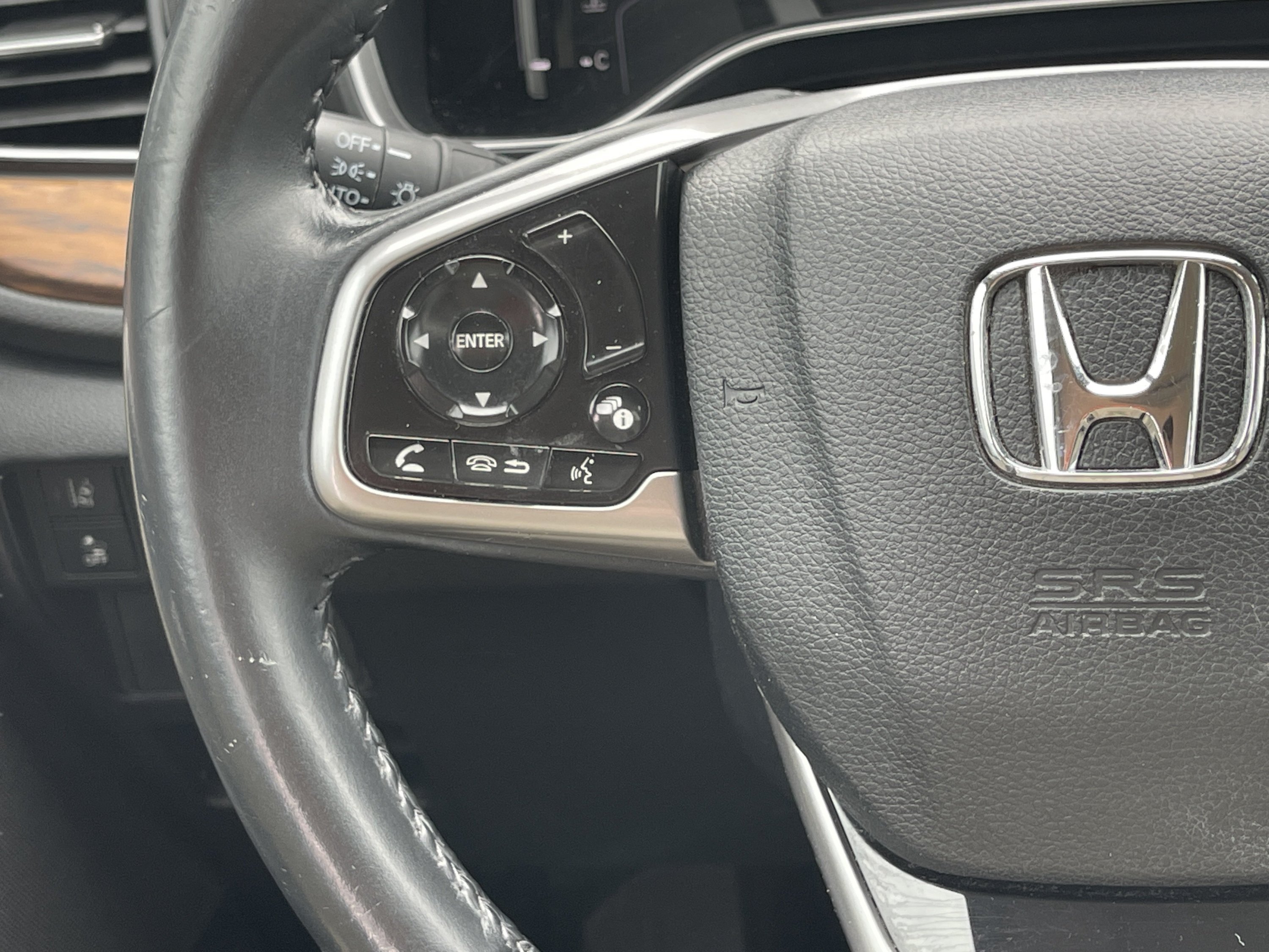 Used 2019 Platinum White Pearl Honda EX-L image 16