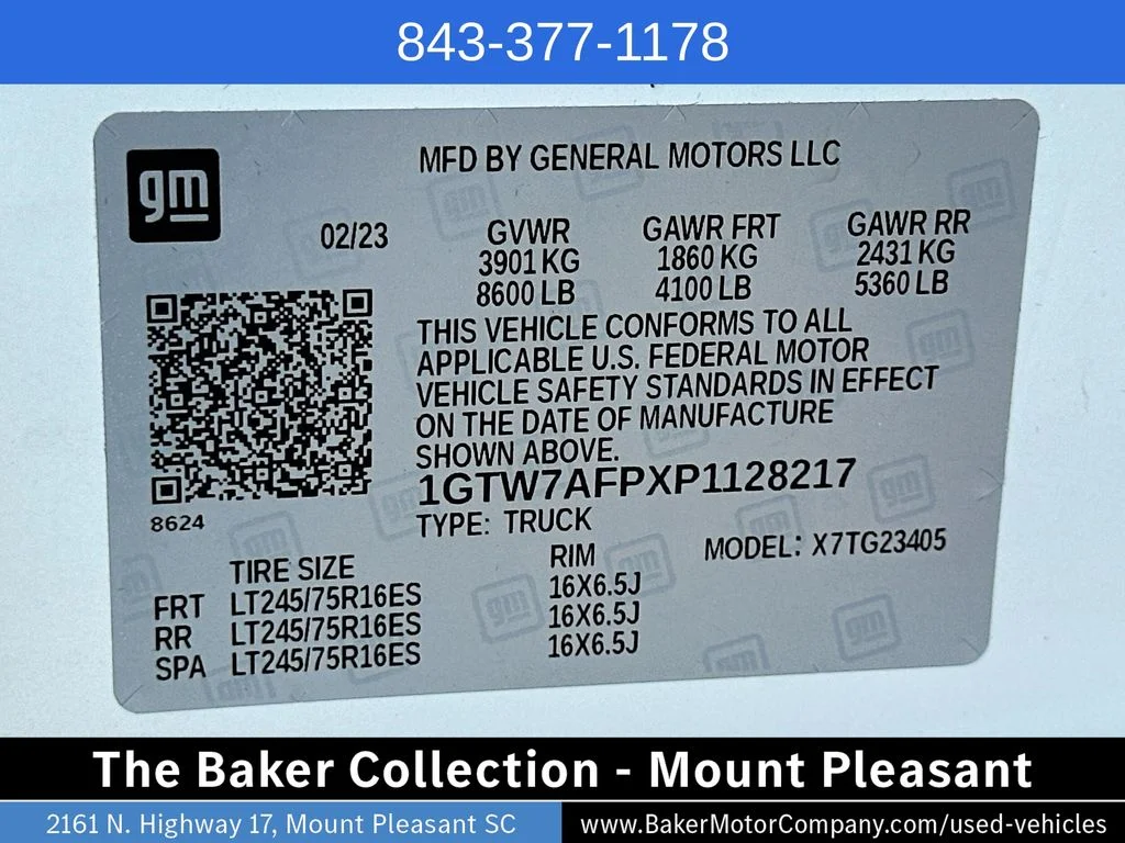 Used 2023 Summit White GMC Work Van image 27