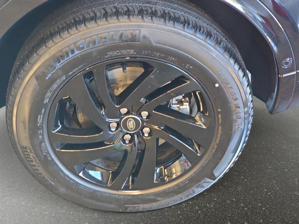 Certified Used 2025 Black Land Rover S image 35
