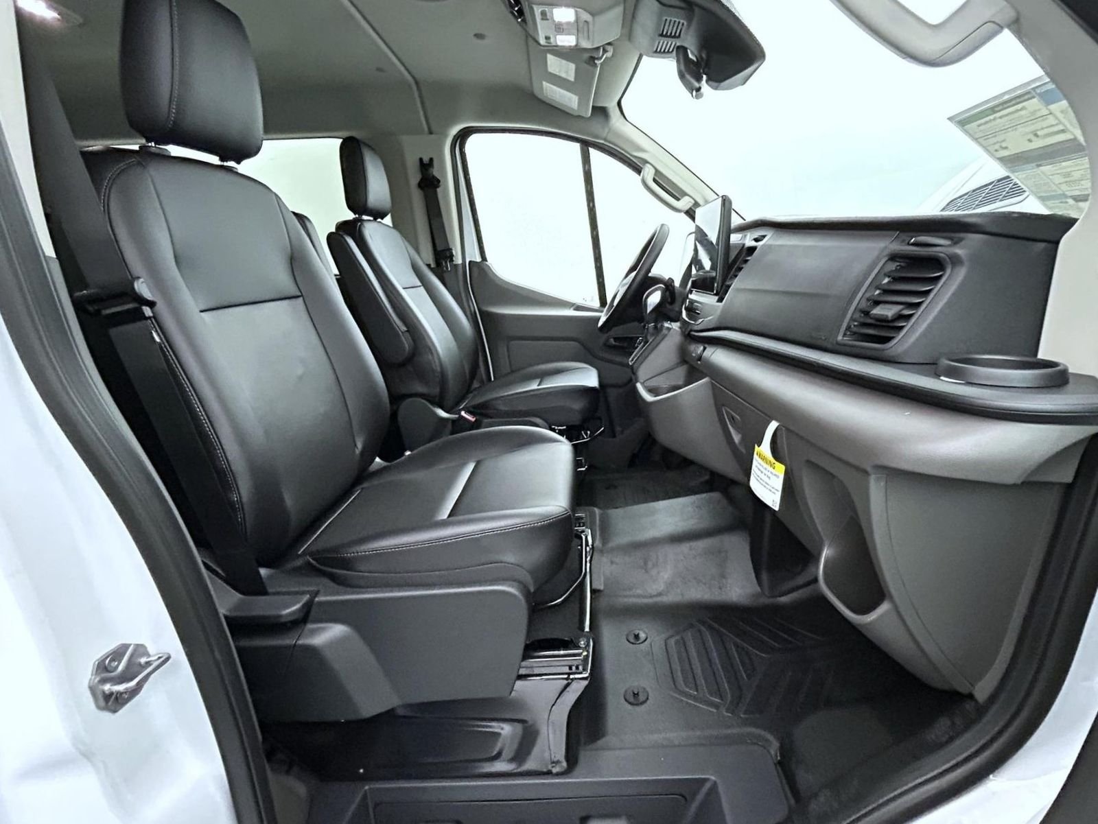 New 2026 Oxford White Ford XL image 15