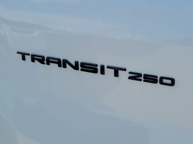 New 2026 Oxford White Ford Base image 9