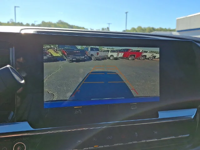 Used 2025 Blue Chevrolet LT image 17