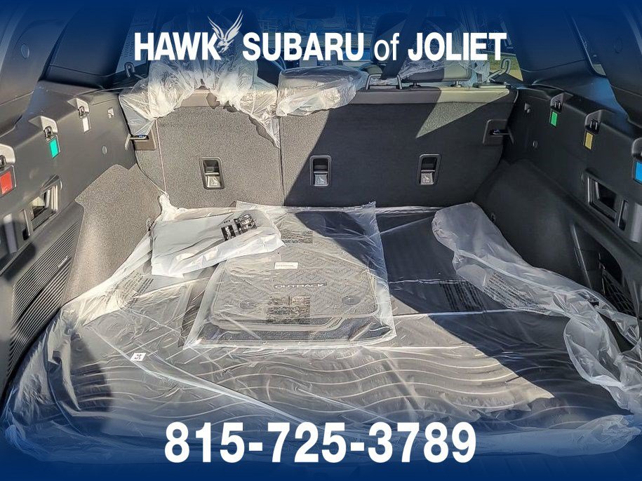 Used 2026 Sapphire Blue Pearl Subaru Limited image 18